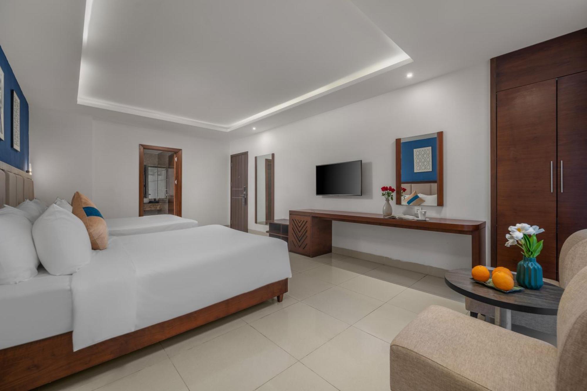 Tgt Beach Hotel Da Nang Exteriör bild