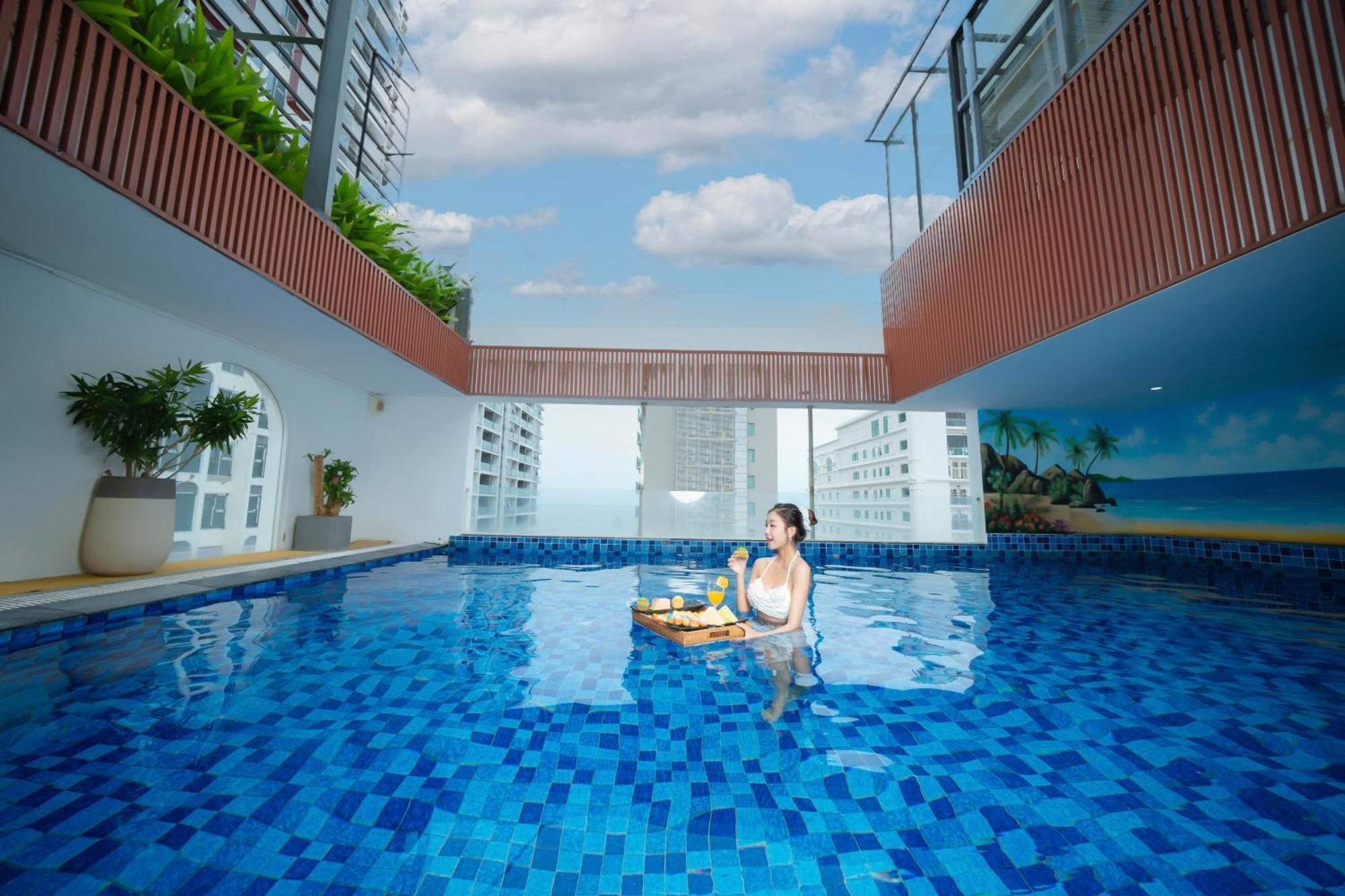 Tgt Beach Hotel Da Nang Exteriör bild