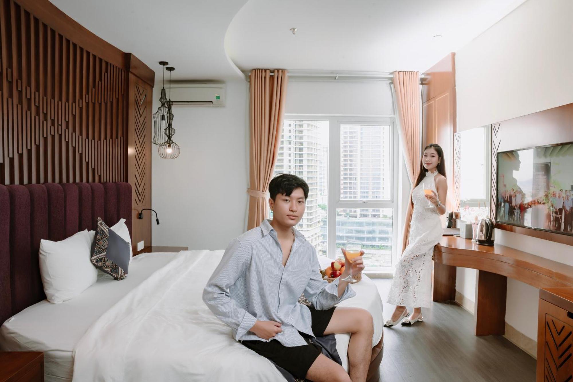 Tgt Beach Hotel Da Nang Exteriör bild