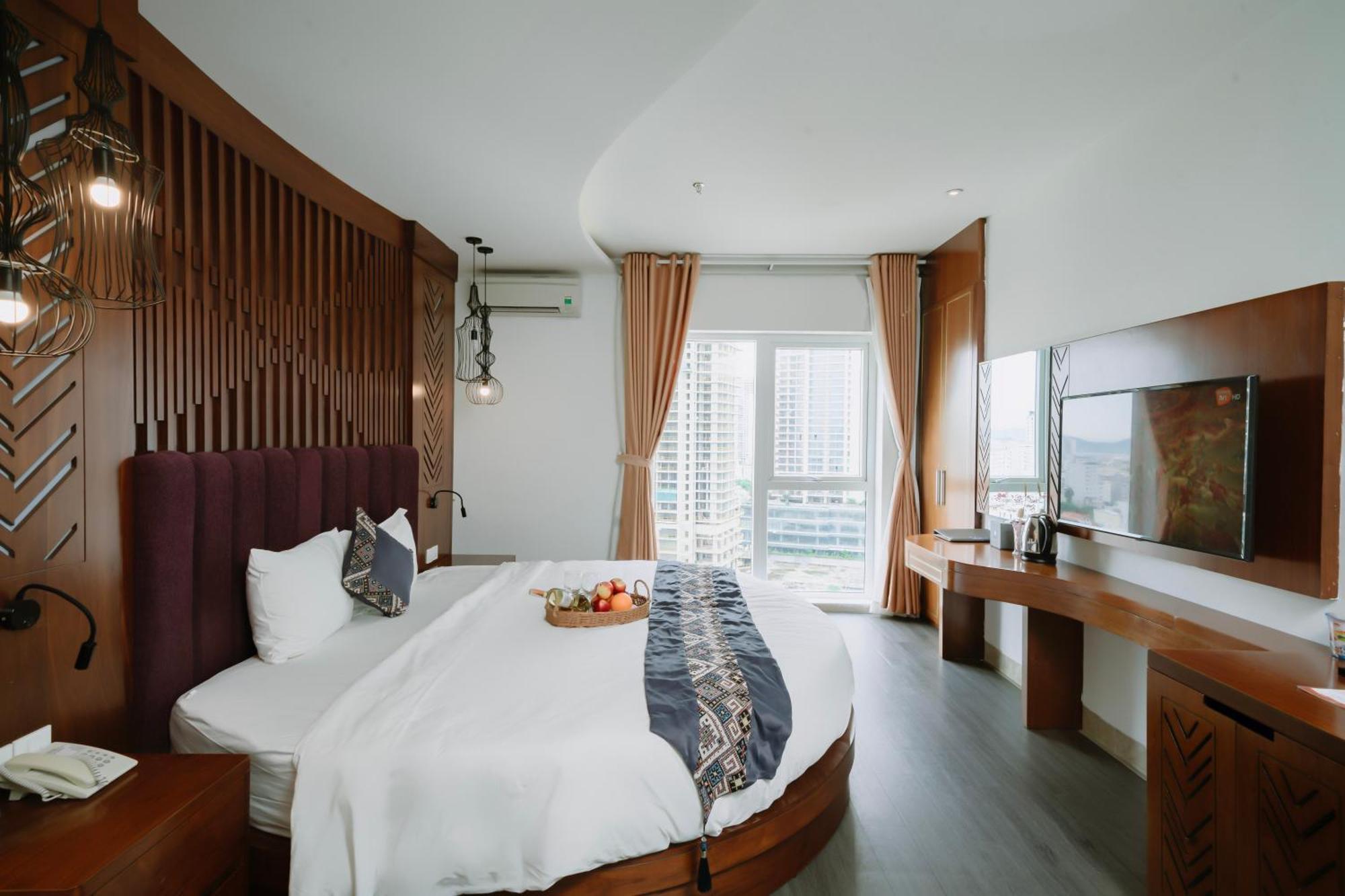 Tgt Beach Hotel Da Nang Exteriör bild